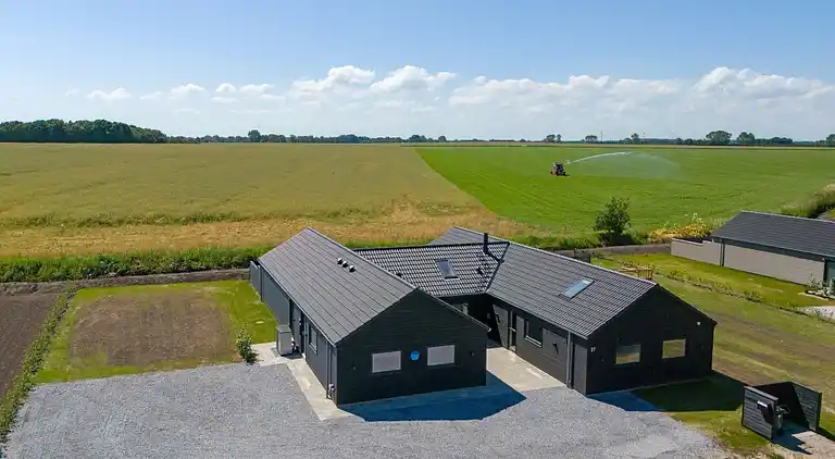 Luxus-Ferienhaus mit Pool bei Hasmark Strand