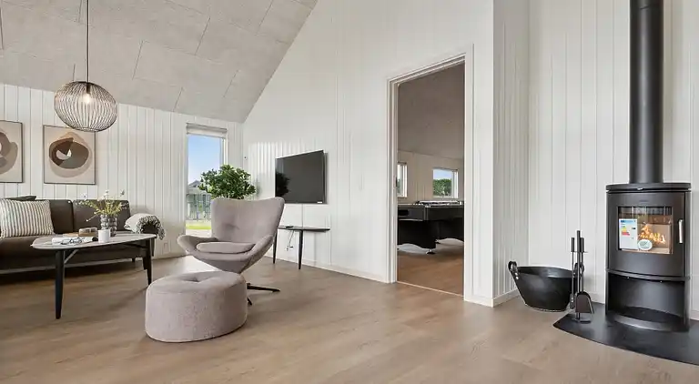 Stort semesterhus i Mommark - pool & aktiviteter