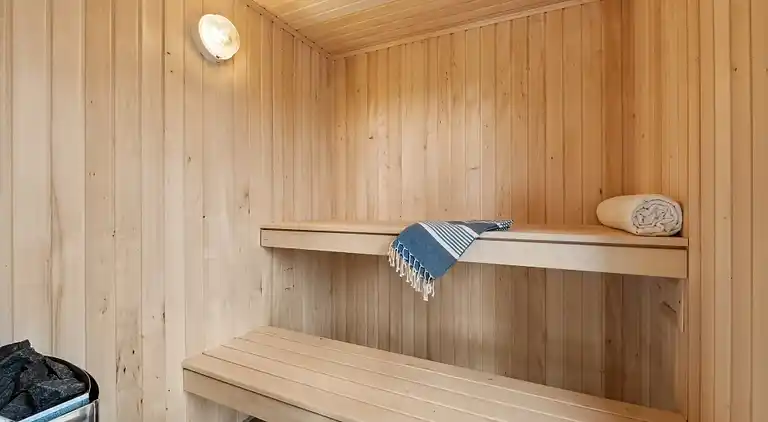 Stort semesterhus i Mommark - pool & aktiviteter