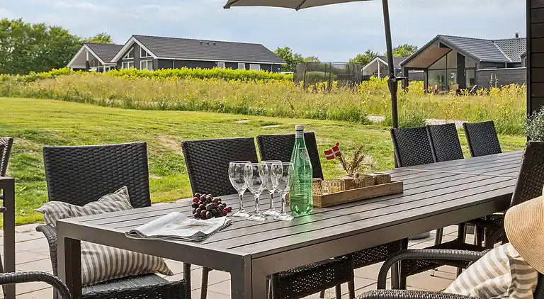 Stort semesterhus i Mommark - pool & aktiviteter