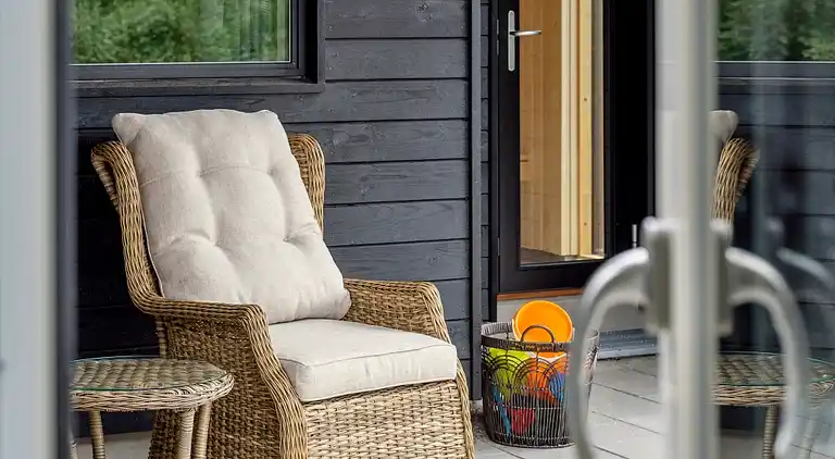 Sommarhus med inomhuspool, spa & bastu