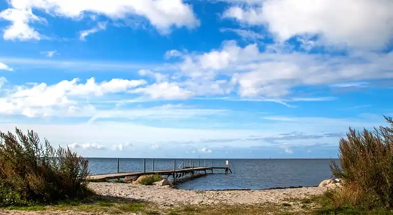 Sommarhus med inomhuspool, spa & bastu