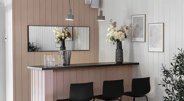 Großes Ferienhaus mit Hallenbad und Sauna