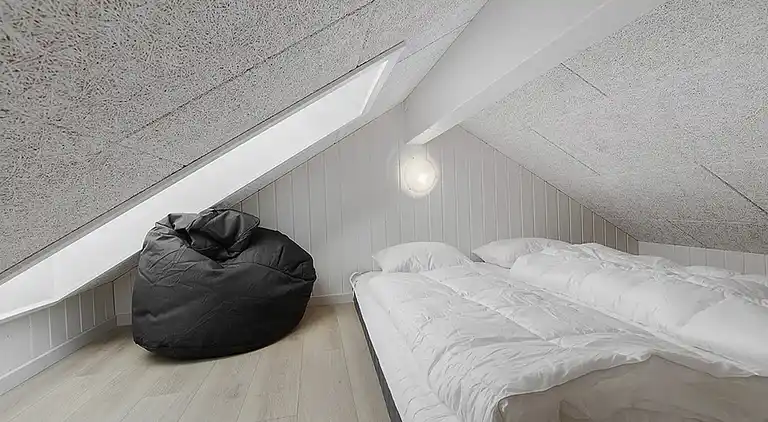 Großes Ferienhaus mit Hallenbad und Sauna