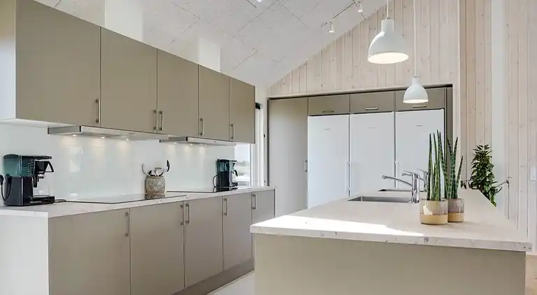 Großes Ferienhaus für 26 Personen mit Pool