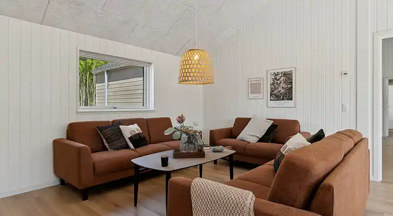 Großes Ferienhaus am Strand - Pool & Freizeit