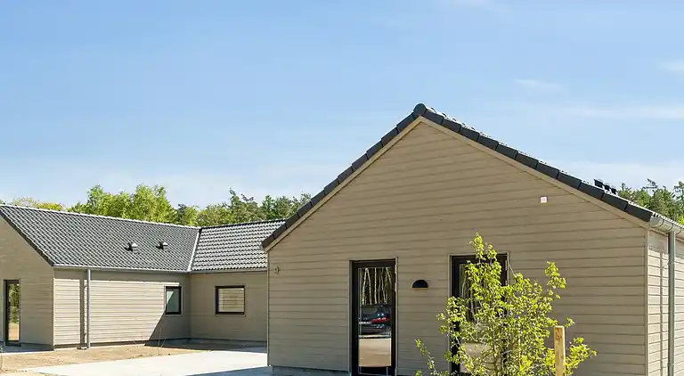 Großes Ferienhaus am Strand - Pool & Freizeit