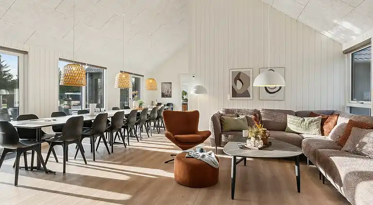 Großes Ferienhaus bei Vejers Strand mit Pool
