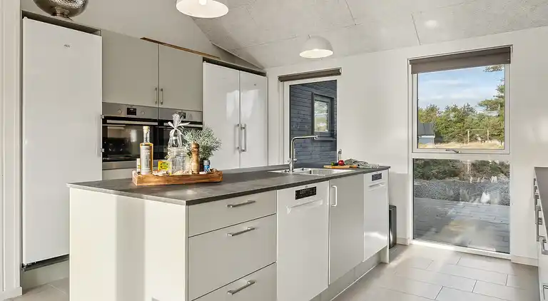 Großes Ferienhaus bei Vejers Strand mit Pool