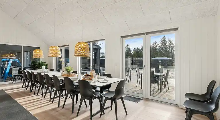 Großes Ferienhaus bei Vejers Strand mit Pool