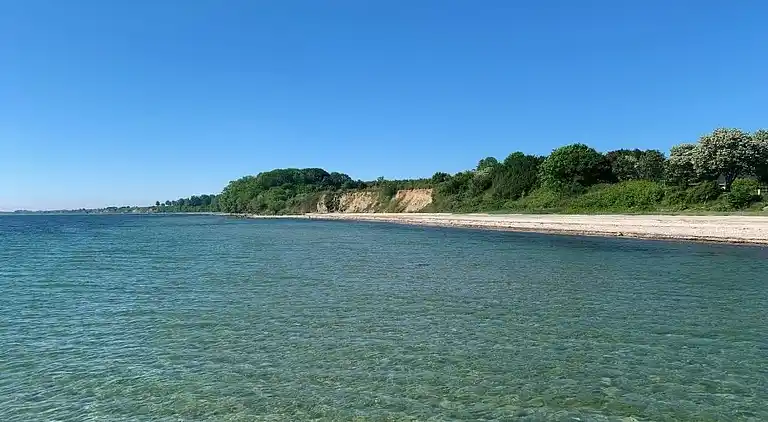 Großes Ferienhaus mit Pool, Spa & Spielraum