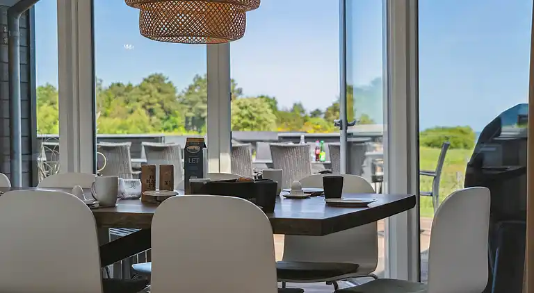 Luxusferienhaus mit Pool, Spa und Terrasse