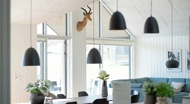 Große Ferienoase mit Pool & Spa bei Skåstrup