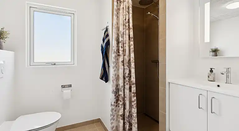 Große Ferienoase mit Pool & Spa bei Skåstrup