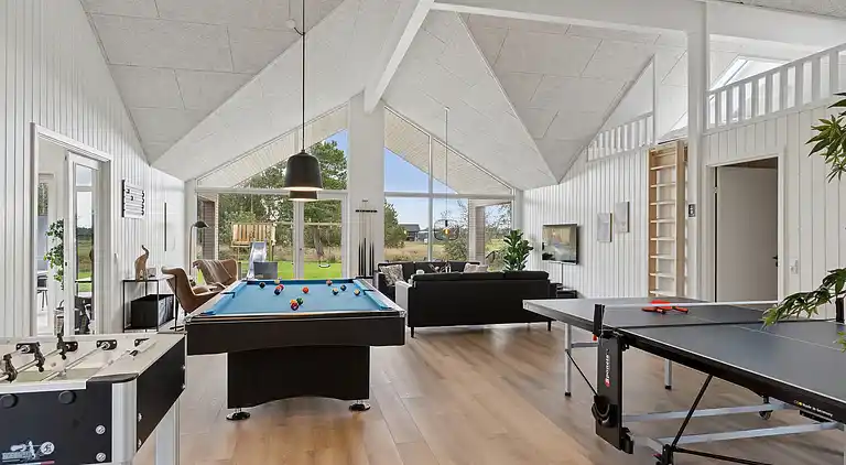 Geräumiges Ferienhaus mit Pool, Spa & Sauna