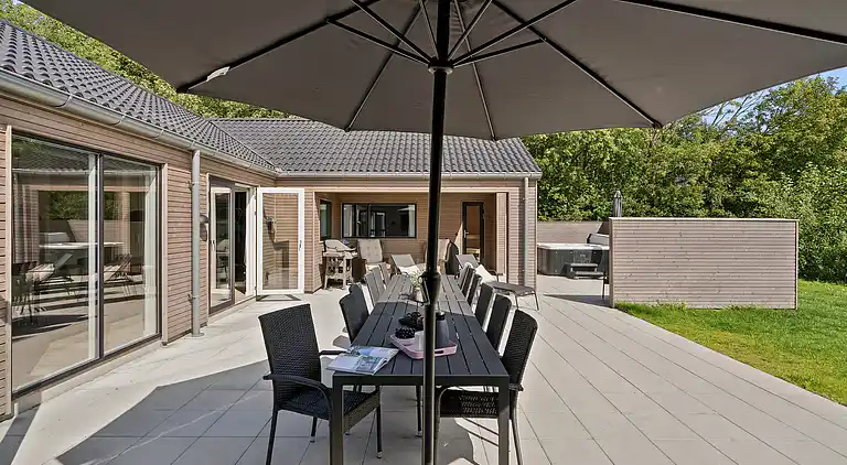 Geräumiges Ferienhaus mit Pool, Spa & Sauna