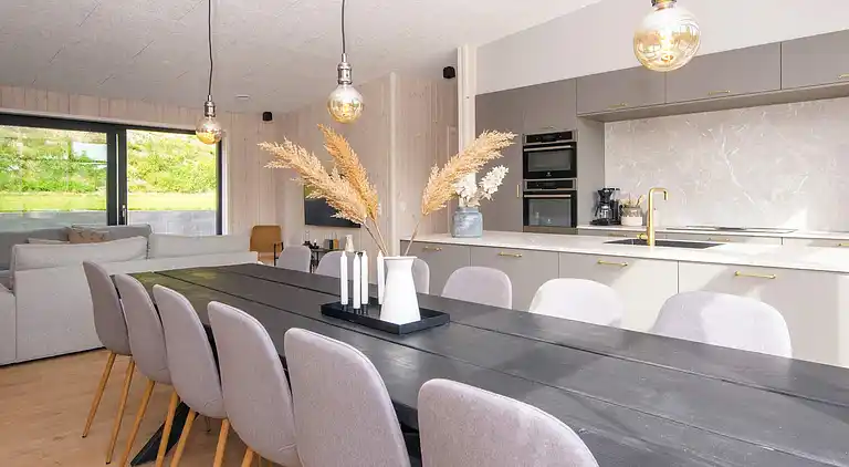 Einladendes Ferienhaus in Ebeltoft für 16