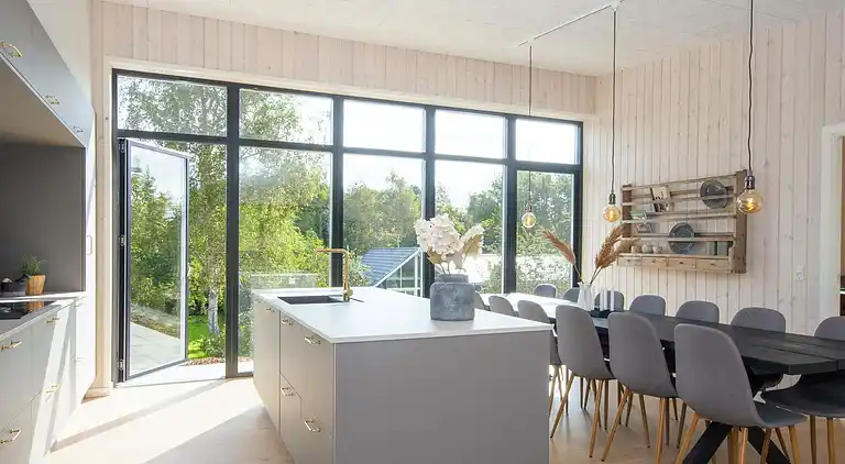 Einladendes Ferienhaus in Ebeltoft für 16