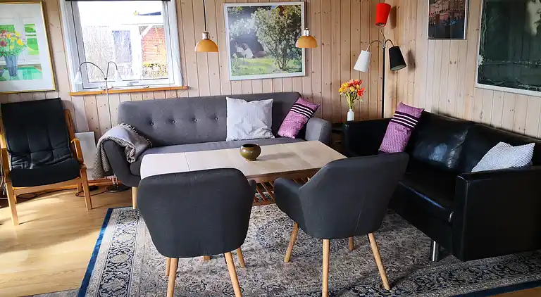 Hyggeligt sommerhus tæt på strand og skov