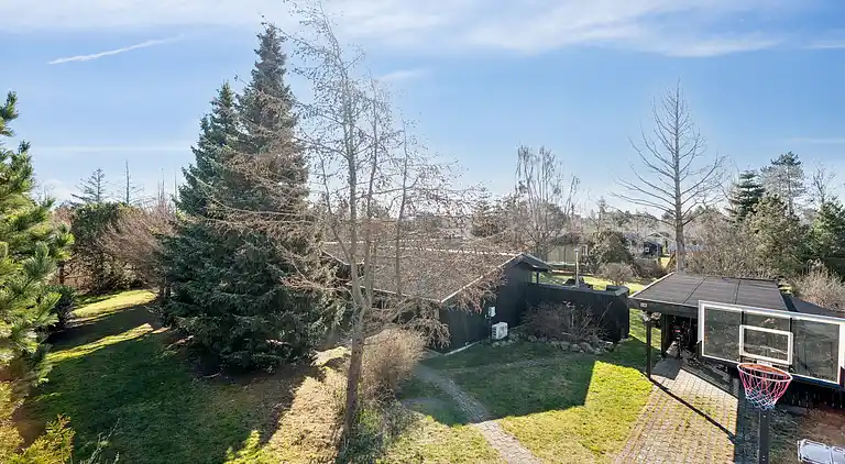 Fritidshus för 2 familjer vid vattnet