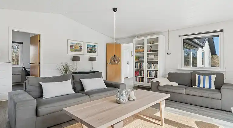 Geräumiges Ferienhaus 150 m vom Strand