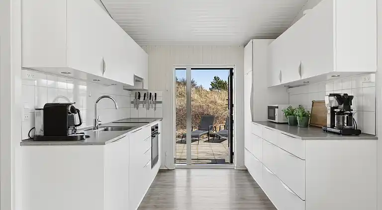 Geräumiges Ferienhaus 150 m vom Strand