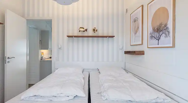 Geräumiges Ferienhaus 150 m vom Strand