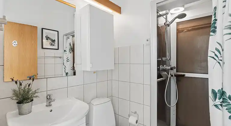 Geräumiges Ferienhaus 150 m vom Strand