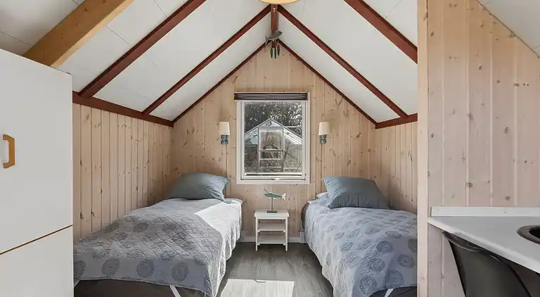 Geräumiges Ferienhaus 150 m vom Strand