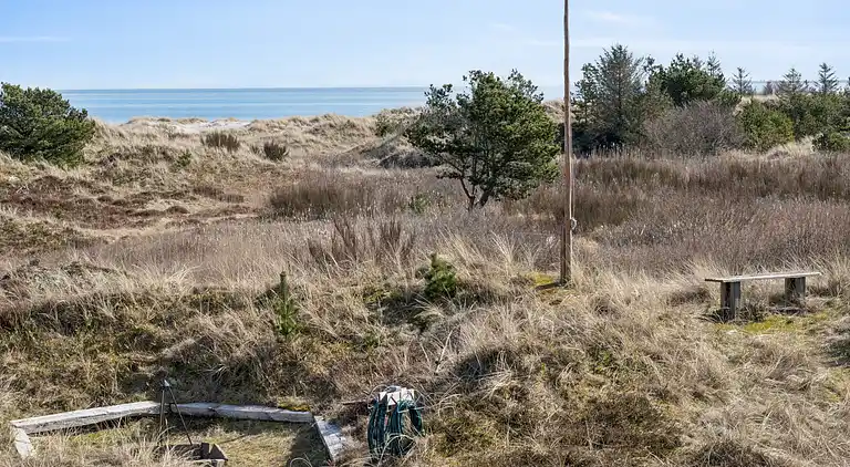 Geräumiges Ferienhaus 150 m vom Strand