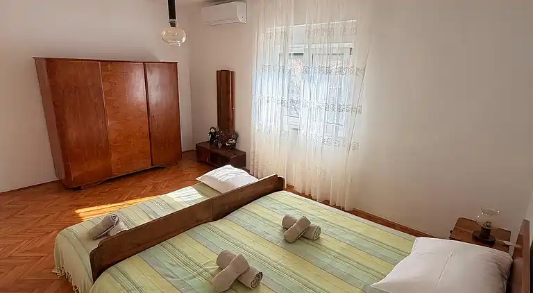 3-Zimmer-Ferienwohnung mit Terrasse und Meerblick Ugljan