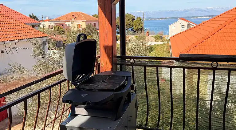 3-Zimmer-Ferienwohnung mit Terrasse und Meerblick Ugljan