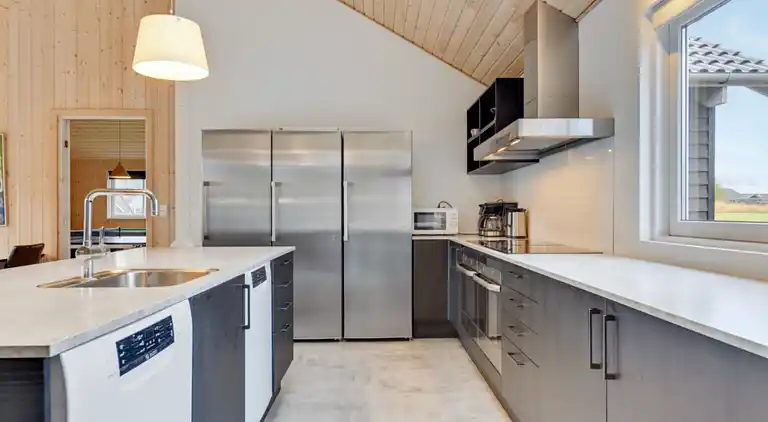 Idyllisches Familienhaus mit Pool & Aktivitäten