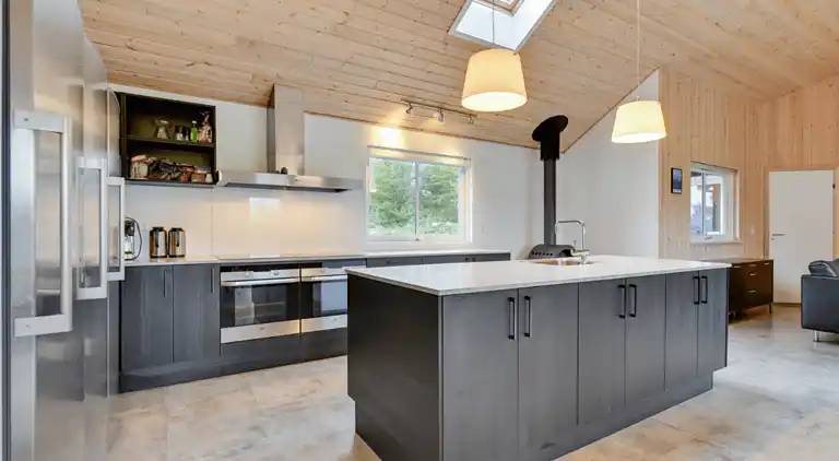 Idyllisches Familienhaus mit Pool & Aktivitäten