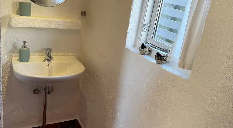Schönes Ferienhaus nahe schönem Badestrand