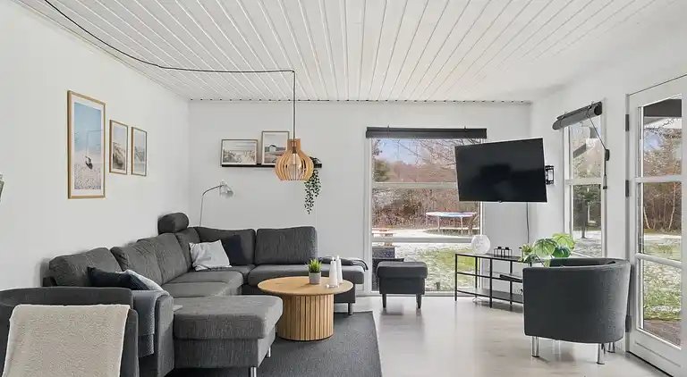 Neu renoviertes Ferienhaus 150 m vom Fjord