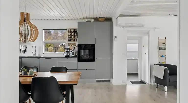 Neu renoviertes Ferienhaus 150 m vom Fjord