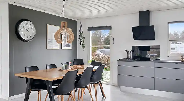 Neu renoviertes Ferienhaus 150 m vom Fjord