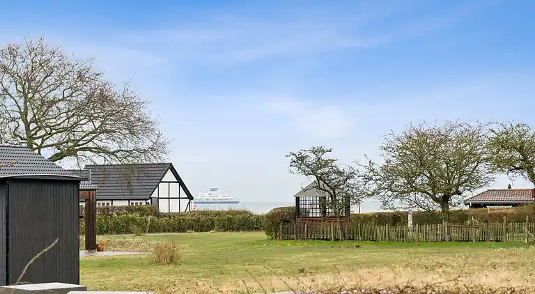 Schöne Ferienbasis nah Strand und Spodsbjerg