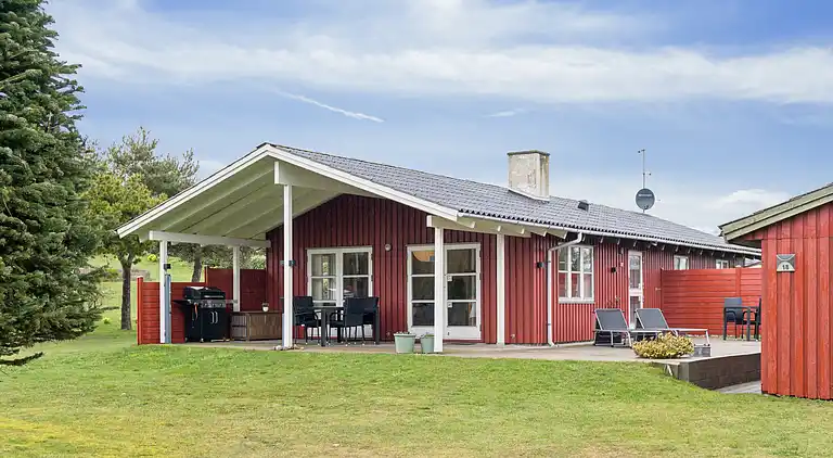 Schöne Ferienbasis nah Strand und Spodsbjerg