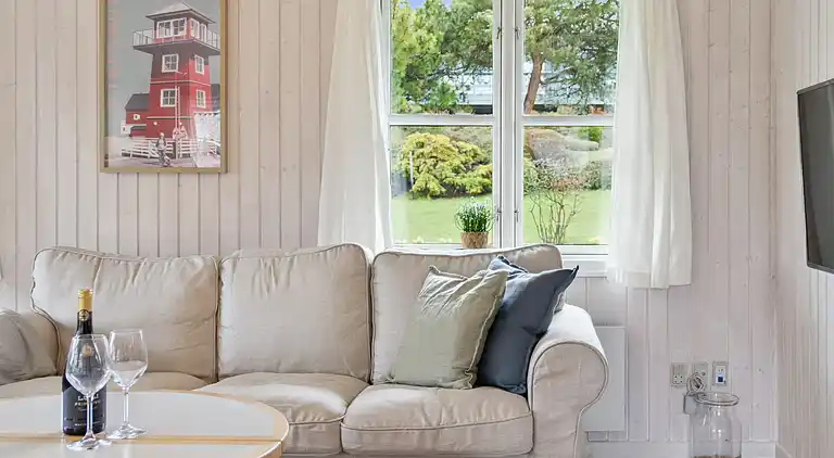 Schöne Ferienbasis nah Strand und Spodsbjerg