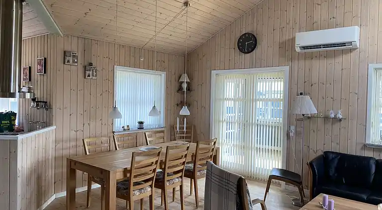 Hyggeligt sommerhus i Vejlby Klit