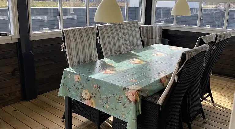 Hyggeligt sommerhus i Vejlby Klit