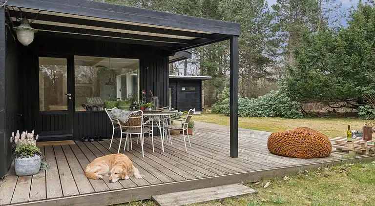 Hyggeligt sommerhus med plads til leg for alle 