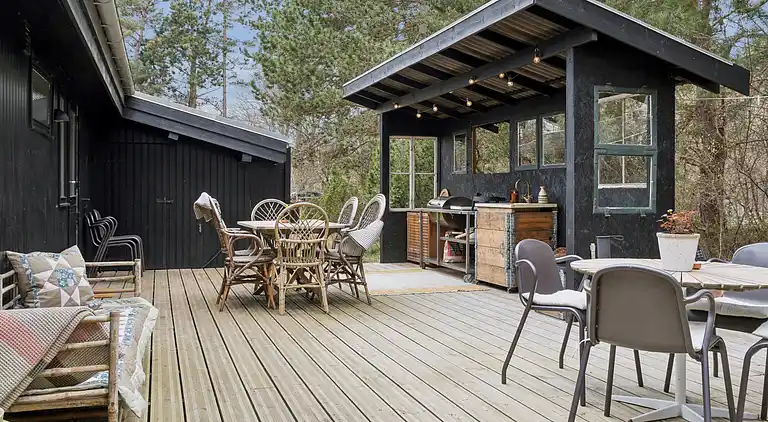 Hyggeligt sommerhus med plads til leg for alle 