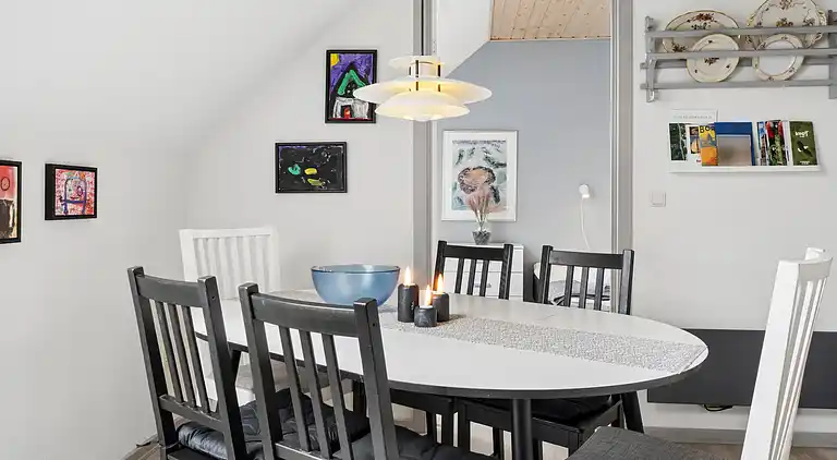 Ferielejlighed med pool på Bornholm