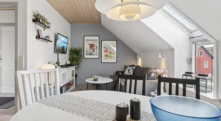 Ferielejlighed med pool på Bornholm