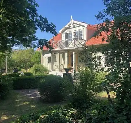 Superdejligt kunstnerhus i Bergkvara i Småland