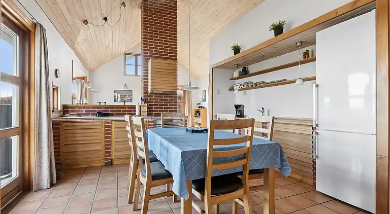 Hyggeligt sommerhus nær skov og strand
