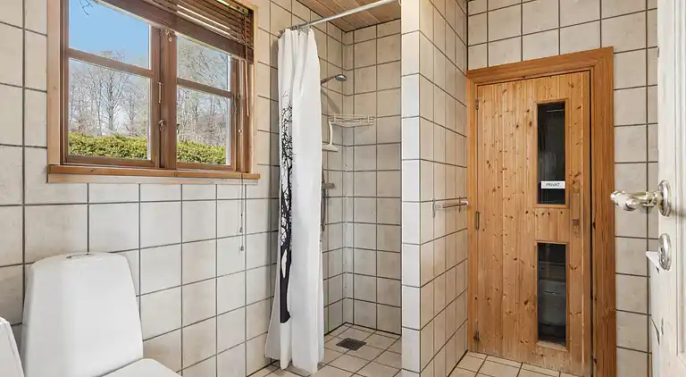 Hyggeligt sommerhus nær skov og strand